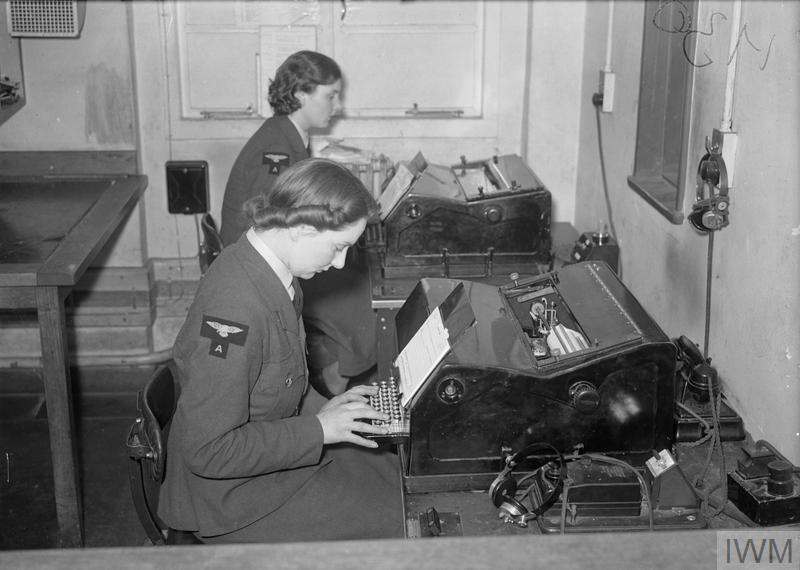 THE WOMEN'S AUXILIARY AIR FORCE